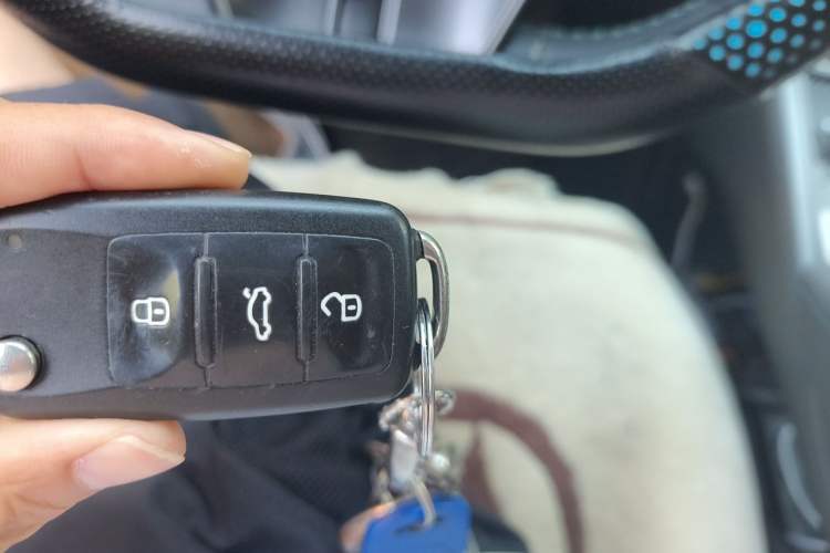 Used BYD Qin L 2024 DM-i 80KM Leading Model Vehicle Key