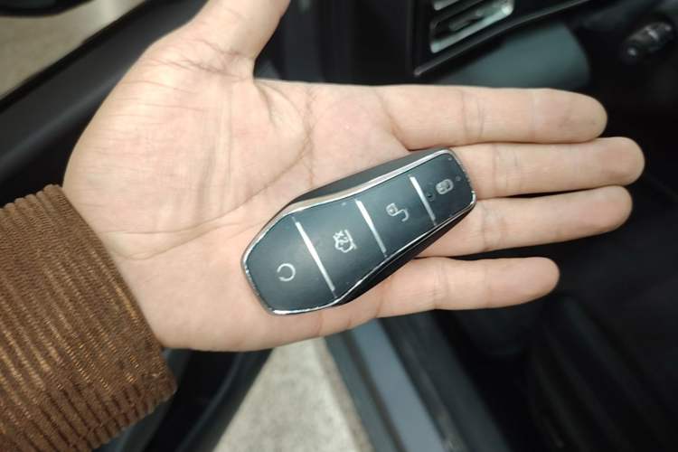Used BYD Qin L 2024 DM-i 80KM Beyond Model Vehicle Key