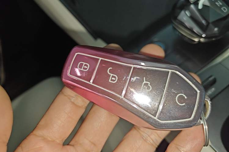 Used BYD Qin L 2024 DM-i 80KM Leading Model Vehicle Key