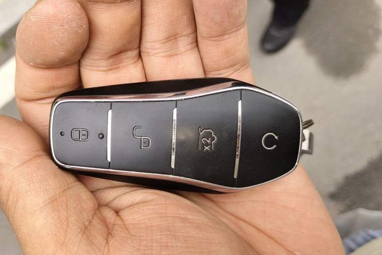 Used BYD Qin L 2024 DM-i 80KM Beyond Model Vehicle Key