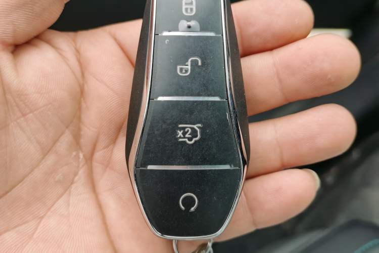 Used BYD Qin L 2024 DM-i 120KM Leading Model Vehicle Key