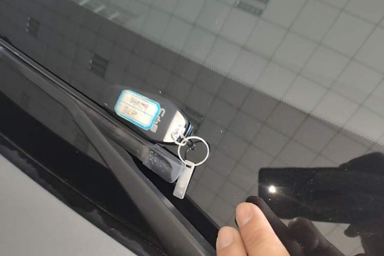 Used BYD Qin L 2024 DM-i 120KM Beyond Model Vehicle Key