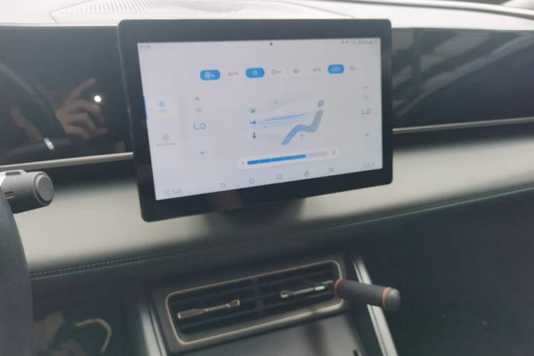 Used BYD Qin L 2024 DM-i 80KM Leading Model Audio And AC Panel