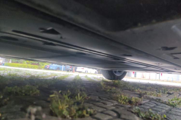 Used BYD Qin L 2024 DM-i 80KM Beyond Model Chassis Front Left