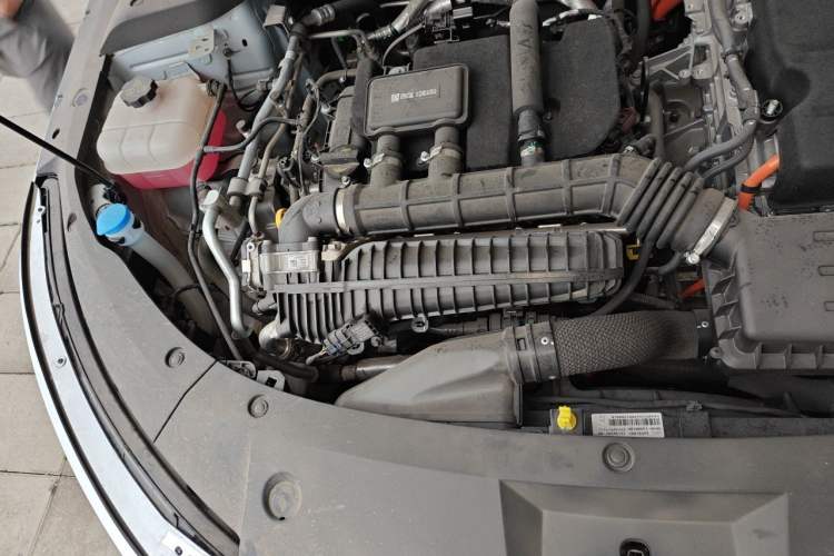 Used BYD Qin L 2024 DM-i 120KM Leading Model Engine Bay Right
