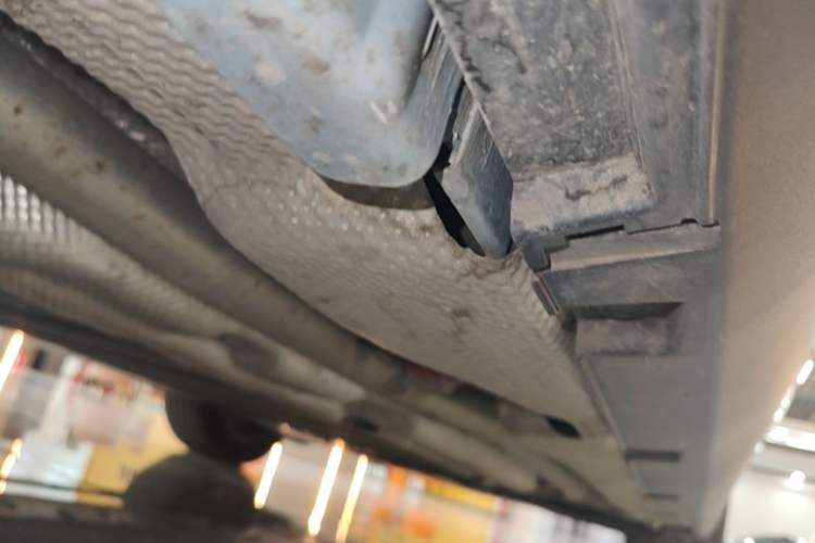 Used BYD Qin L 2024 DM-i 120KM Leading Model Right Side Sill