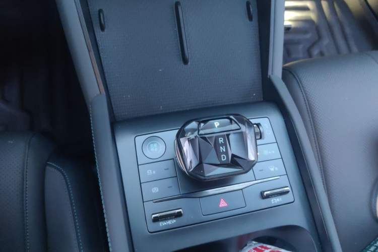 Used BYD Qin L 2024 DM-i 80KM Beyond Model Vehicle Key