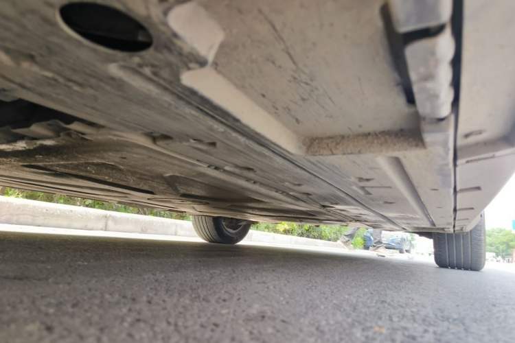 Used BYD Qin L 2024 DM-i 120KM Leading Model Chassis Front Left