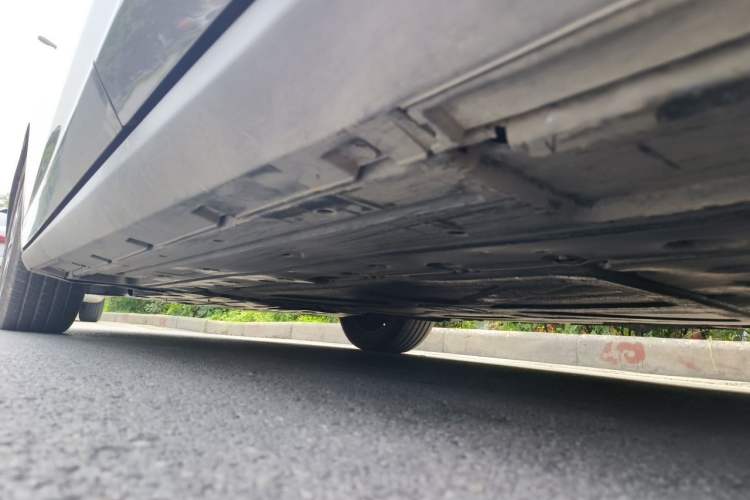 Used BYD Qin L 2024 DM-i 120KM Leading Model Chassis Rear Left