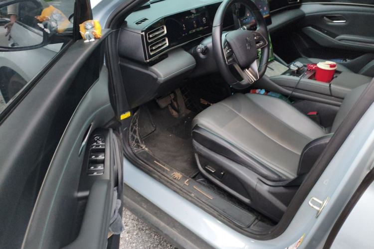 Used BYD Qin L 2024 DM-i 80KM Beyond Model Driver Seat