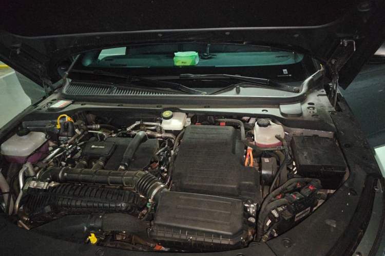 Used BYD Qin L 2024 DM-i 80KM Leading Model Engine Bay