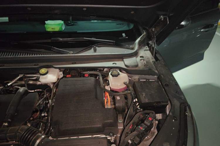 Used BYD Qin L 2024 DM-i 80KM Leading Model Engine Bay Left