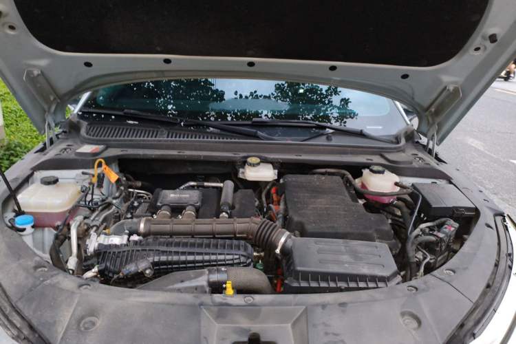 Used BYD Qin L 2024 DM-i 80KM Beyond Model Engine Bay Left