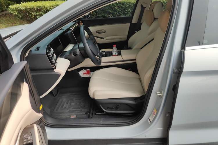 Used BYD Qin L 2024 DM-i 120KM Leading Model Left Front Seat