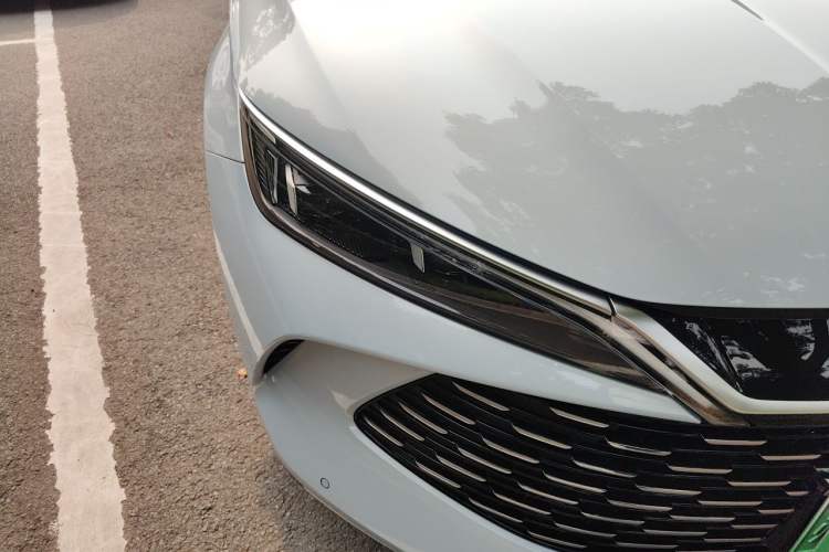 Used BYD Qin L 2024 DM-i 120KM Leading Model Right Front Headlight