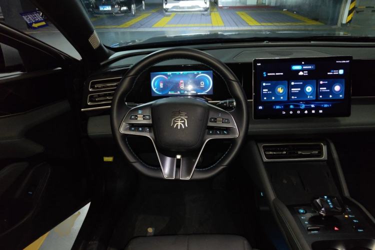 Used BYD Qin L 2024 DM-i 80KM Beyond Model Steering Wheel