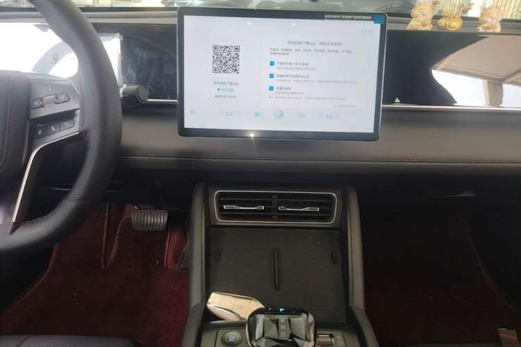 Used BYD Qin L 2024 DM-i 80KM Beyond Model Audio And AC Panel