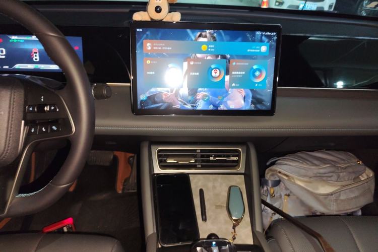 Used BYD Qin L 2024 DM-i 80KM Beyond Model Audio And AC Panel