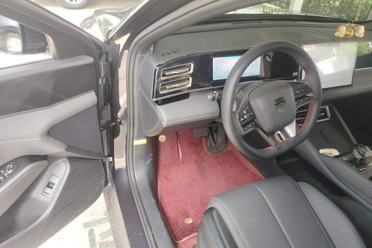 Used BYD Qin L 2024 DM-i 80KM Beyond Model Driver Seat