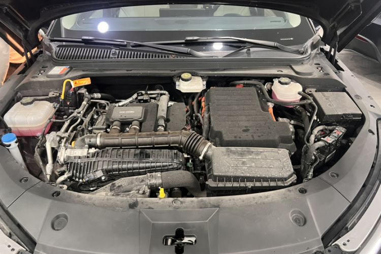 Used BYD Qin L 2024 DM-i 80KM Beyond Model Engine Bay