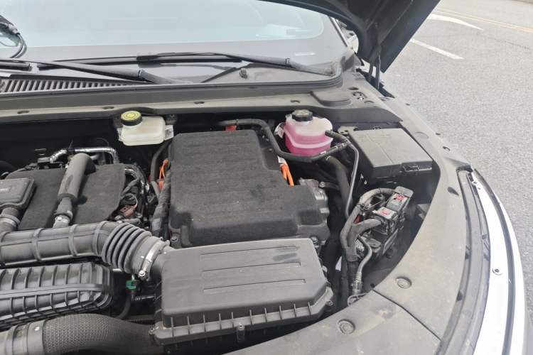 Used BYD Qin L 2024 DM-i 80KM Beyond Model Engine Bay Left
