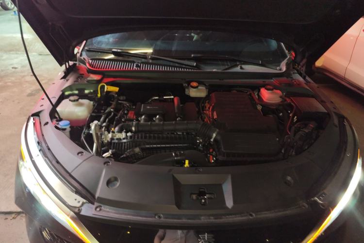 Used BYD Qin L 2024 DM-i 80KM Beyond Model Engine Bay
