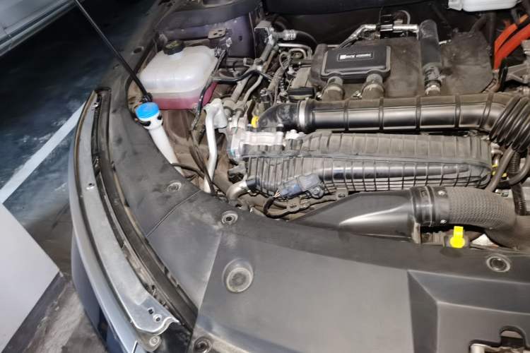 Used BYD Qin L 2024 DM-i 120KM Beyond Model Engine Bay Right