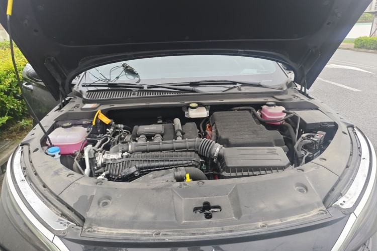 Used BYD Qin L 2024 DM-i 80KM Beyond Model Engine Bay