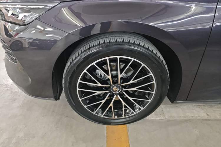 Used BYD Qin L 2024 DM-i 120KM Excellence Model Exterior 4