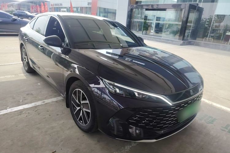 Used BYD Qin L 2024 DM-i 80KM Beyond Model Front Right 45 Deg