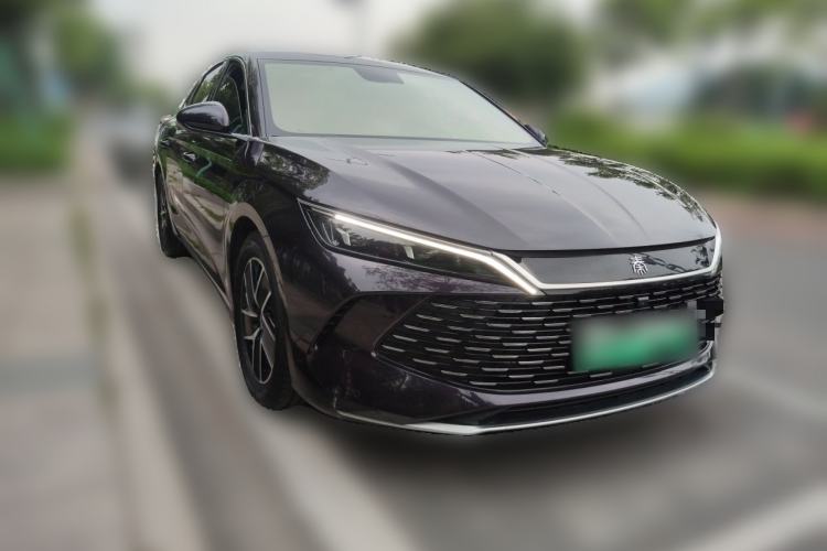 Used BYD Qin L 2024 DM-i 80KM Beyond Model Front Right 45 Deg
