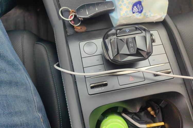 Used BYD Qin L 2024 DM-i 120KM Leading Model Gear Lever