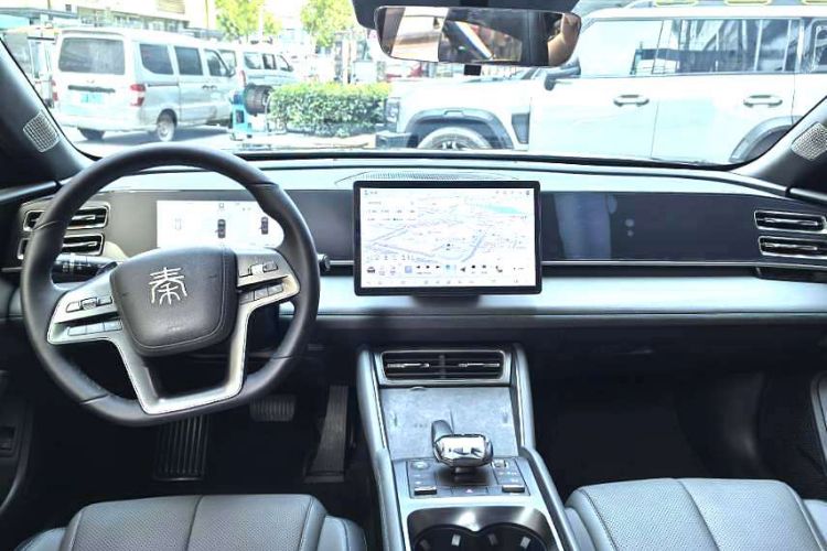 Used BYD Qin L 2024 DM-i 120KM Leading Model Interior 1