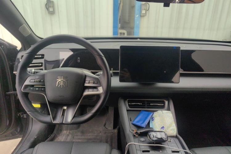 Used BYD Qin L 2024 DM-i 120KM Leading Model Interior 2