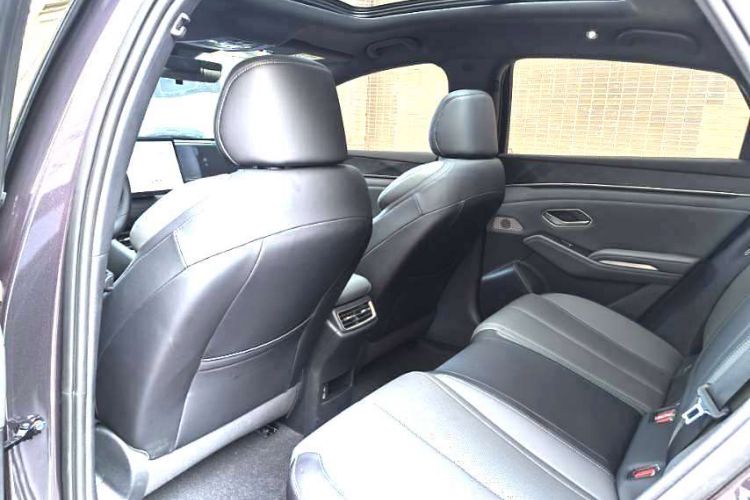 Used BYD Qin L 2024 DM-i 120KM Leading Model Interior 3