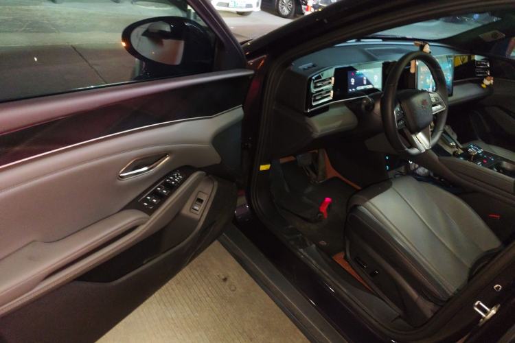 Used BYD Qin L 2024 DM-i 80KM Beyond Model Interior 3