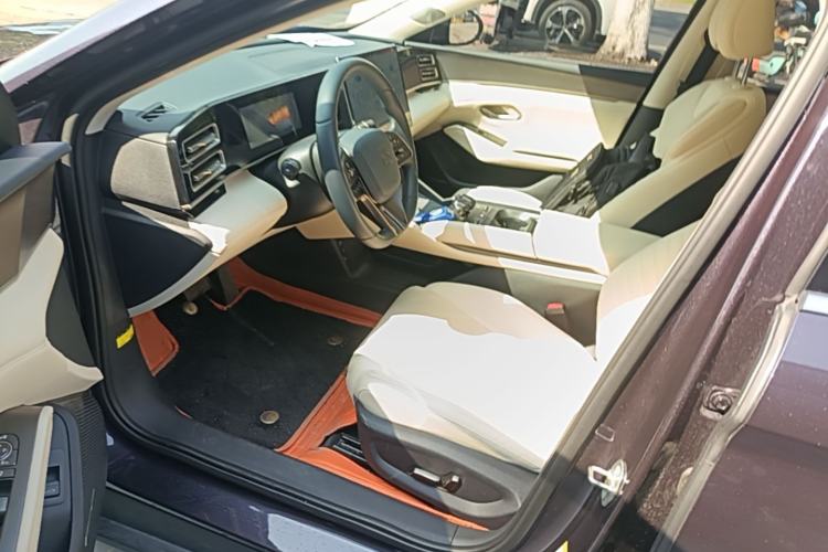 Used BYD Qin L 2024 DM-i 120KM Excellence Model Left Front Seat