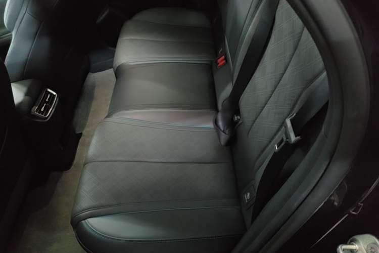 Used BYD Qin L 2024 DM-i 120KM Excellence Model Left Rear Seat