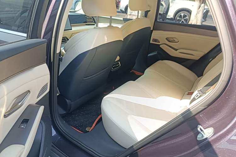 Used BYD Qin L 2024 DM-i 120KM Excellence Model Left Rear Seat