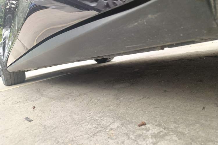 Used BYD Qin L 2024 DM-i 120KM Beyond Model Left Side Sill