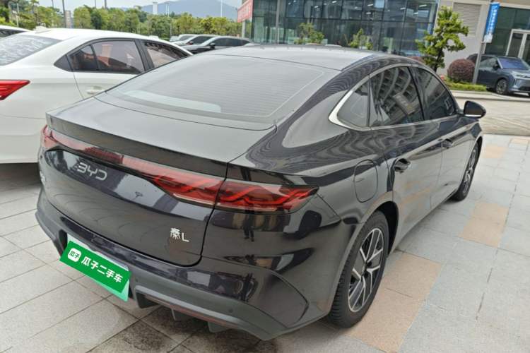 Used BYD Qin L 2024 DM-i 80KM Beyond Model Rear Right 45 Deg