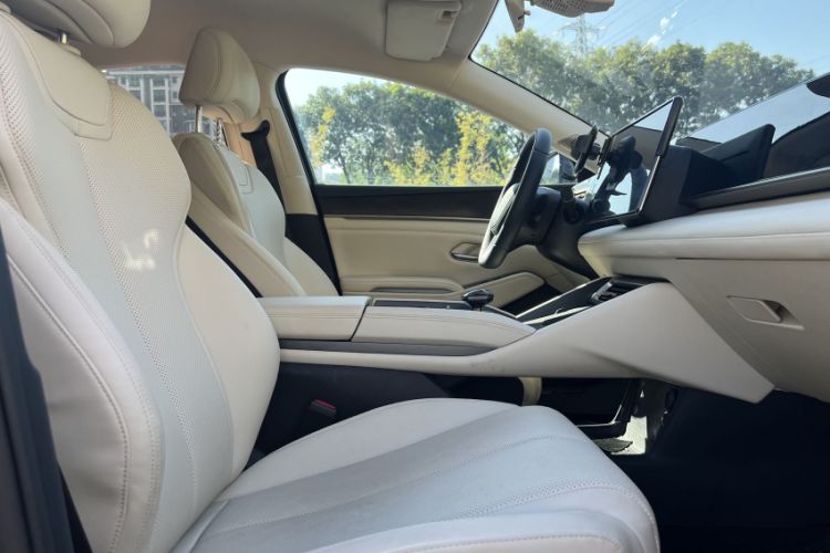 Used BYD Qin L 2024 DM-i 80KM Beyond Model Right Front Seat