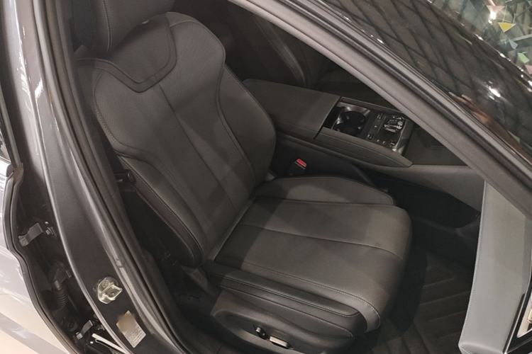 Used BYD Qin L 2024 DM-i 120KM Beyond Model Right Front Seat