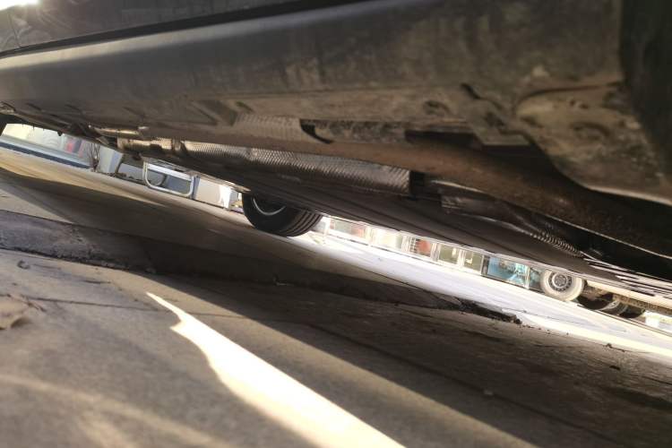 Used BYD Qin L 2024 DM-i 120KM Leading Model Right Side Sill