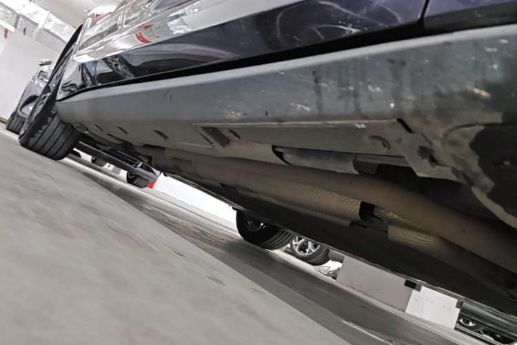 Used BYD Qin L 2024 DM-i 120KM Excellence Model Right Side Sill