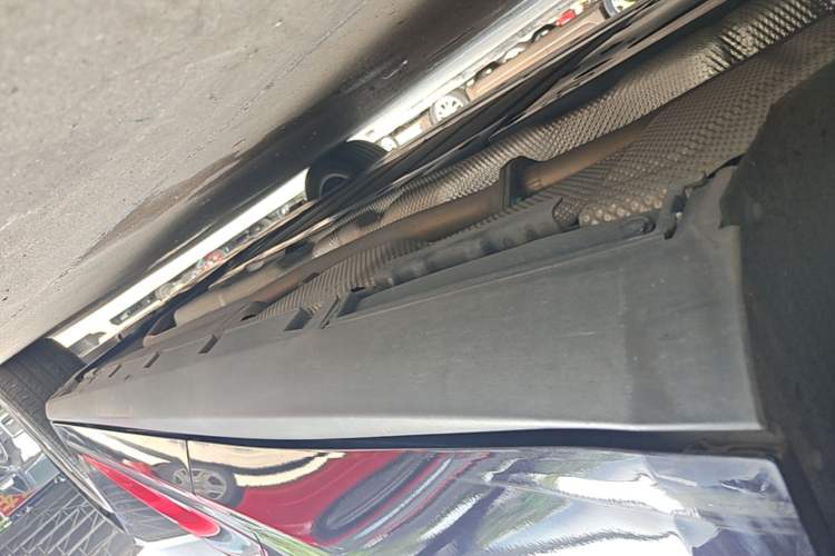 Used BYD Qin L 2024 DM-i 80KM Beyond Model Right Side Sill