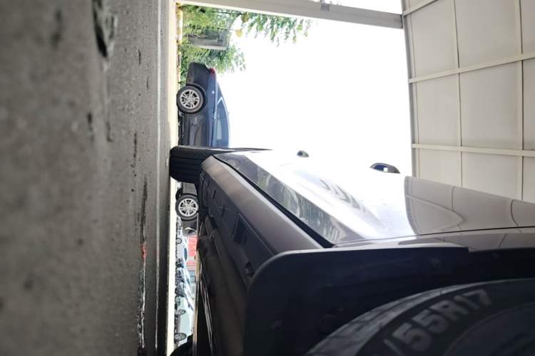 Used BYD Qin L 2024 DM-i 80KM Beyond Model Right Side Sill