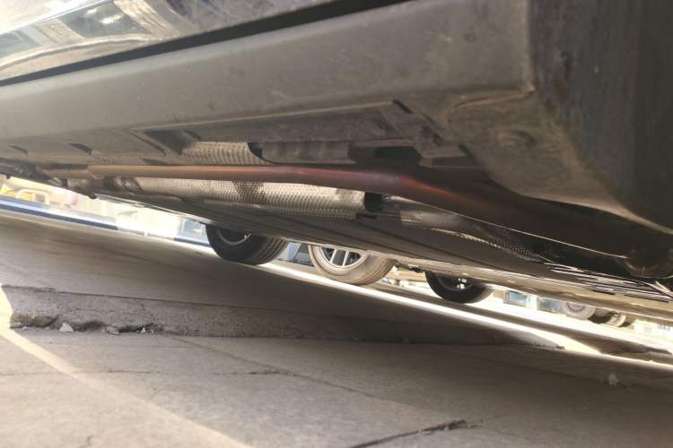Used BYD Qin L 2024 DM-i 120KM Leading Model Right Side Sill