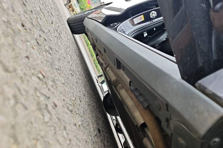 Used BYD Qin L 2024 DM-i 120KM Beyond Model Right Side Sill