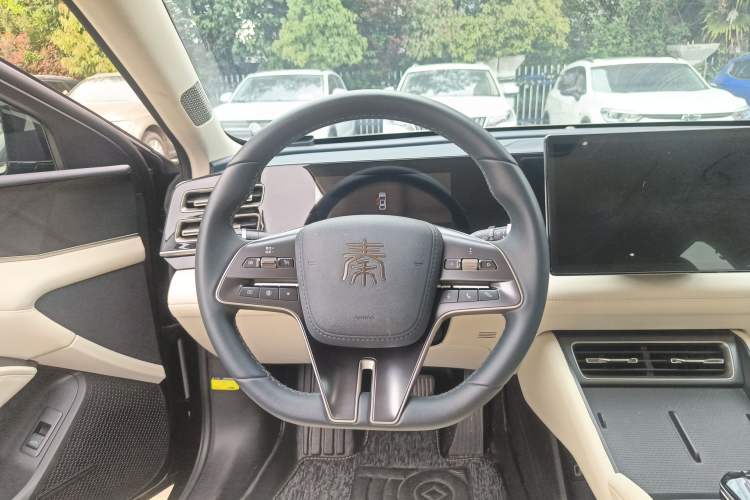 Used BYD Qin L 2024 DM-i 120KM Beyond Model Steering Wheel